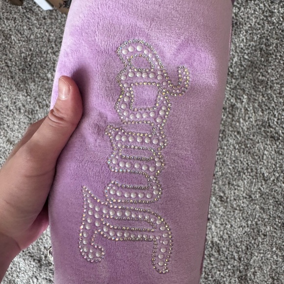 Juicy Couture Purple Lavender Velvet Barrel Shoulder Bag Pearls NWT - Picture 7 of 7